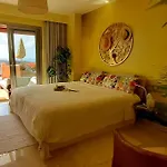 Exklusives Penthaus Am Meer Mit Privatem Jacuzzi 4*