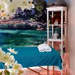 Exklusives Penthaus Am Meer Mit Privatem Jacuzzi 4*